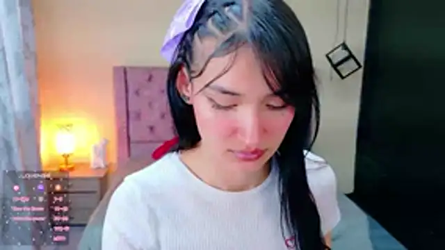 Snapshot of Sofii_cutee chatting on February 24, 2026, 12:17 pm Sofii cutee online show from February 24, 2026, 12:17 pm