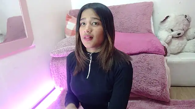 Snapshot of Jenner_Macpherson chatting on February 24, 2025, 4:04 pm Jenner Macpherson online show from February 24, 2025, 4:04 pm