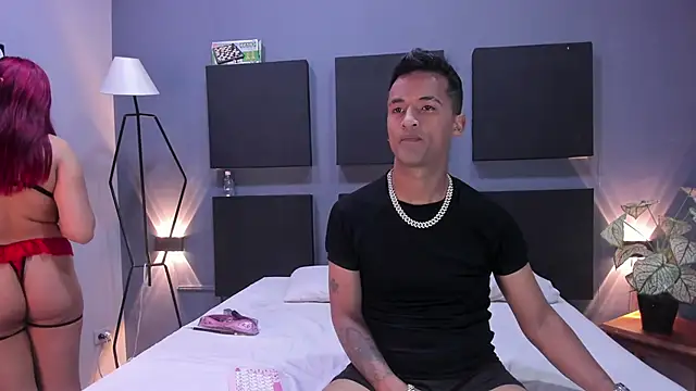 Nikki and Mayk online show from November 16, 2025, 2:49 am