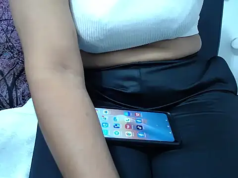 susy pervertt online show from February 24, 2026, 2:07 pm