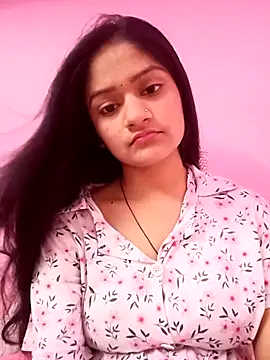 Snapshot of Tanu-00 chatting on October 17, 2025, 4:20 pm Tanu-00 online show from October 17, 2025, 4:20 pm