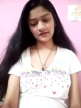 Snapshot of Tanu-00 chatting on October 5, 2025, 5:20 am Tanu-00 online show from October 5, 2025, 5:20 am