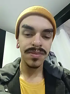 Snapshot of kaletattoo chatting on December 16, 2025, 10:08 am kaletattoo online show from December 16, 2025, 10:08 am