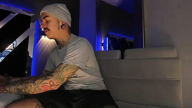 kaletattoo online show from February 23, 2026, 11:11 am