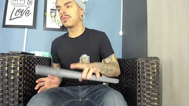 Snapshot of kaletattoo chatting on November 7, 2025, 11:04 am kaletattoo online show from November 7, 2025, 11:04 am