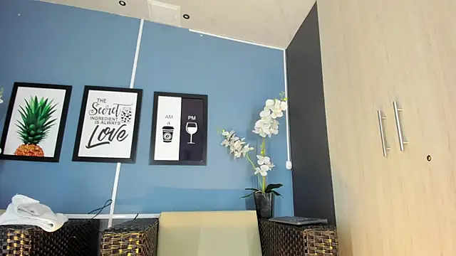 Snapshot of kaletattoo chatting on November 18, 2025, 11:02 am kaletattoo online show from November 18, 2025, 11:02 am