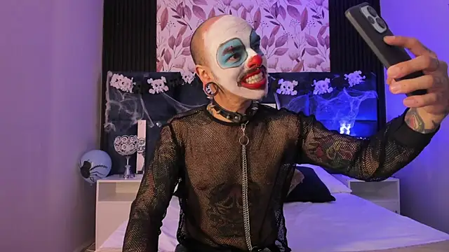 Snapshot of kaletattoo chatting on October 31, 2025, 11:40 am kaletattoo online show from October 31, 2025, 11:40 am