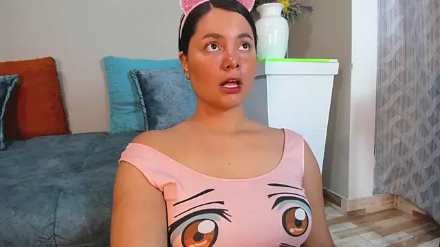 evaa greey online show from October 24, 2025, 8:08 pm