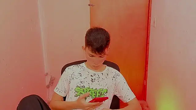 Alexxx lov online show from February 27, 2026, 12:38 pm