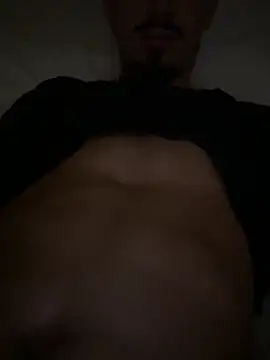 Snapshot of Napoletanobono10 chatting on November 7, 2025, 2:27 am Napoletanobono10 online show from November 7, 2025, 2:27 am