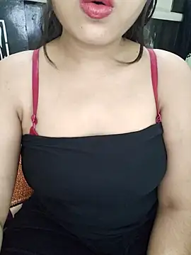 Snapshot of JANVI_MISHRA1 chatting on May 9, 2026, 6:44 pm JANVI MISHRA1 online show from May 9, 2026, 6:44 pm