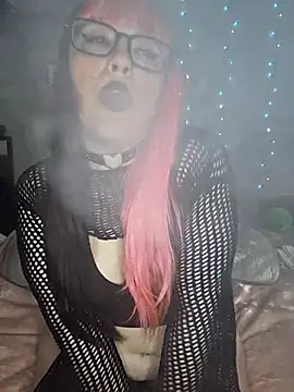 MissLoreleii online show from April 27, 2026, 9:46 pm