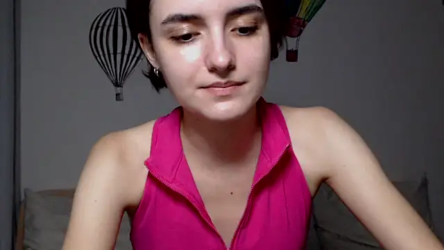 Snapshot of AmelieBanshee chatting on October 2, 2025, 3:26 pm AmelieBanshee online show from October 2, 2025, 3:26 pm