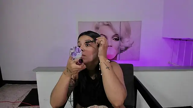 Snapshot of Emily_rivera78 chatting on September 19, 2025, 7:56 am Emily rivera78 online show from September 19, 2025, 7:56 am