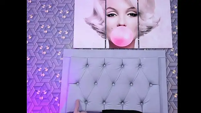 Snapshot of Emily_rivera78 chatting on September 13, 2025, 5:07 am Emily rivera78 online show from September 13, 2025, 5:07 am