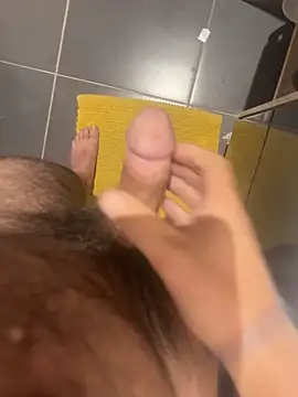 Snapshot of yannusgir33 chatting on November 25, 2025, 10:21 pm yannusgir33 online show from November 25, 2025, 10:21 pm