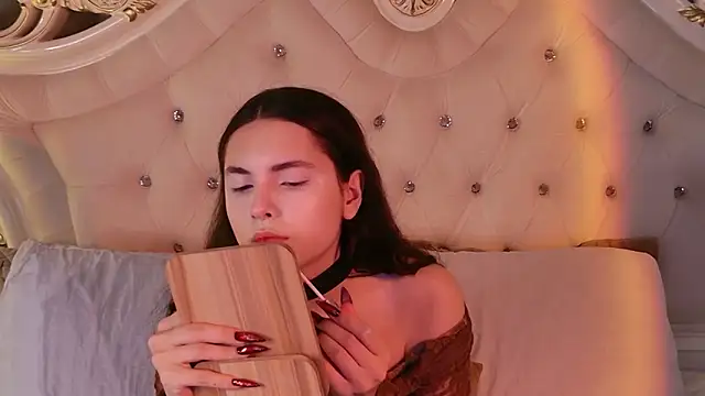 Snapshot of GIGI_DAV chatting on November 11, 2025, 9:09 pm GIGI DAV online show from November 11, 2025, 9:09 pm