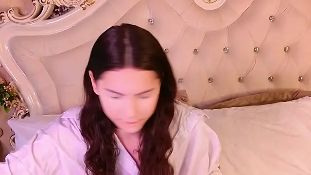 Snapshot of GIGI_DAV chatting on October 22, 2025, 8:52 pm GIGI DAV online show from October 22, 2025, 8:52 pm