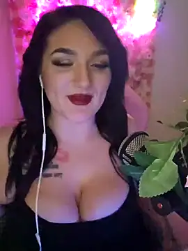 Snapshot of Jinyxx3 chatting on February 1, 2025, 5:39 am Jinyxx3 online show from February 1, 2025, 5:39 am