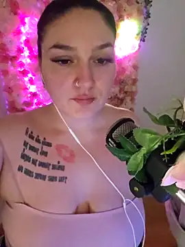 Snapshot of Jinyxx3 chatting on March 10, 2025, 11:45 am Jinyxx3 online show from March 10, 2025, 11:45 am