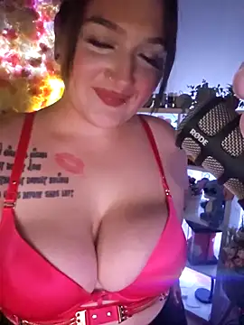 Snapshot of Jinyxx3 chatting on October 14, 2025, 5:46 pm Jinyxx3 online show from October 14, 2025, 5:46 pm