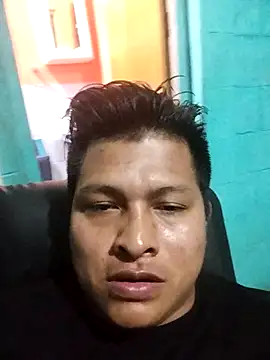 Snapshot of redso97 chatting on January 25, 2025, 2:26 am redso97 online show from January 25, 2025, 2:26 am