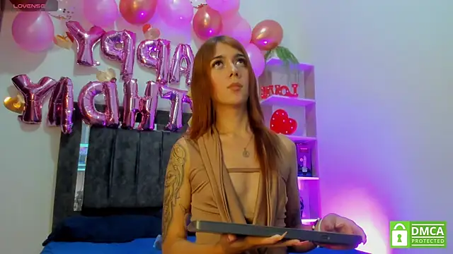 Snapshot of Nicol_TransGirl chatting on May 7, 2026, 4:50 am Nicol TransGirl online show from May 7, 2026, 4:50 am