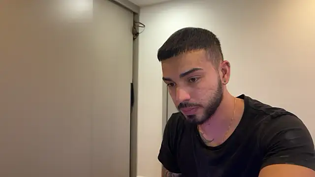 lorenzo blanc online show from February 20, 2025, 11:21 pm