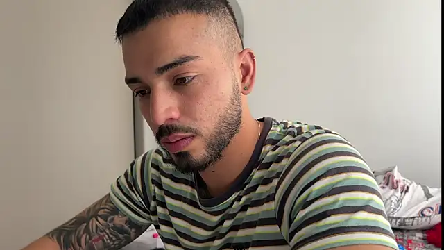 lorenzo blanc online show from February 1, 2025, 9:19 pm