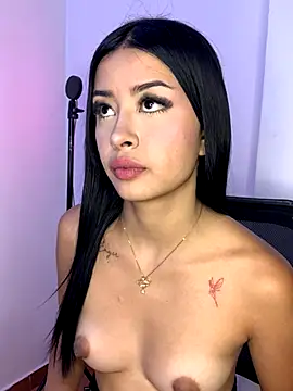 Snapshot of Miss_karol chatting on October 10, 2025, 6:31 pm Miss karol online show from October 10, 2025, 6:31 pm