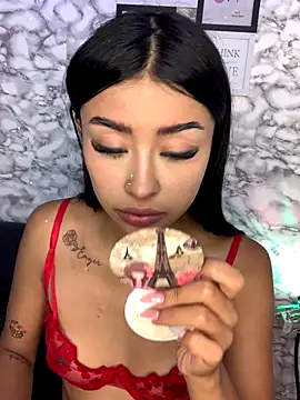 Snapshot of Miss_karol chatting on November 20, 2025, 6:30 pm Miss karol online show from November 20, 2025, 6:30 pm