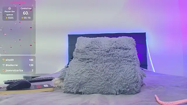 Sophie Astor online show from March 18, 2025, 1:57 am