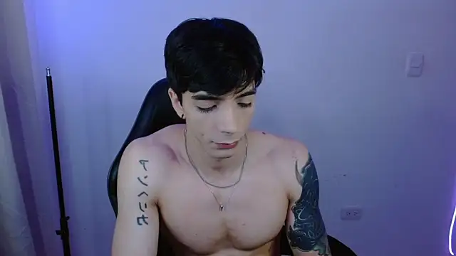 H3ll B0I online show from February 22, 2026, 3:20 am