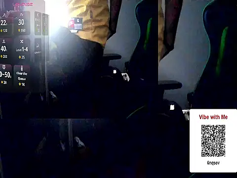 Snapshot of HuffedAdvocate chatting on November 27, 2025, 8:42 pm HuffedAdvocate online show from November 27, 2025, 8:42 pm