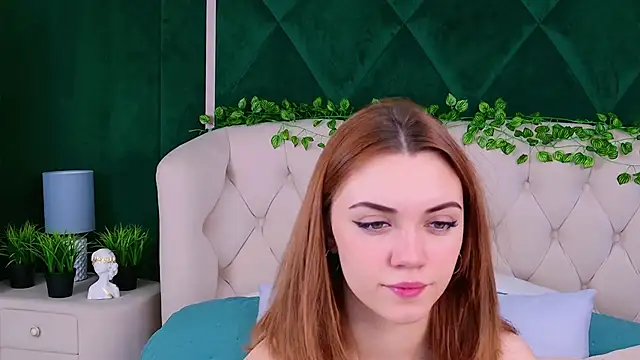 Snapshot of Ariadna_Holder chatting on March 15, 2025, 1:40 pm Ariadna Holder online show from March 15, 2025, 1:40 pm