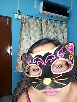 Snapshot of straightthing chatting on October 14, 2025, 8:09 pm straightthing online show from October 14, 2025, 8:09 pm