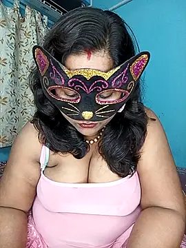 Snapshot of straightthing chatting on September 9, 2025, 7:45 pm straightthing online show from September 9, 2025, 7:45 pm