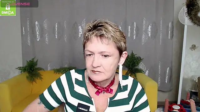 SexyGrandma  online show from November 29, 2025, 5:02 pm