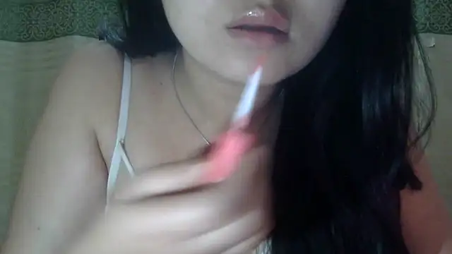 Snapshot of undressed_princesss chatting on February 12, 2026, 5:45 pm undressed princesss online show from February 12, 2026, 5:45 pm