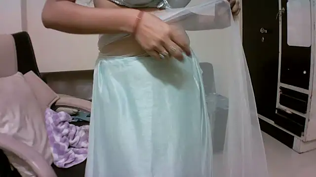 Snapshot of kajal__bhabhi_ chatting on May 11, 2026, 4:04 pm kajal bhabhi online show from May 11, 2026, 4:04 pm
