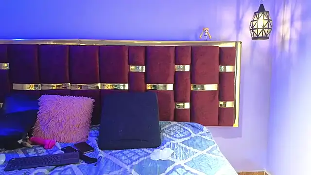 Snapshot of emily_fox_3 chatting on March 1, 2025, 6:11 pm emily fox 3 online show from March 1, 2025, 6:11 pm