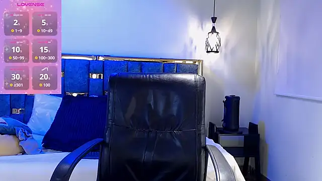 Snapshot of emily_fox_3 chatting on September 27, 2025, 3:34 am emily fox 3 online show from September 27, 2025, 3:34 am