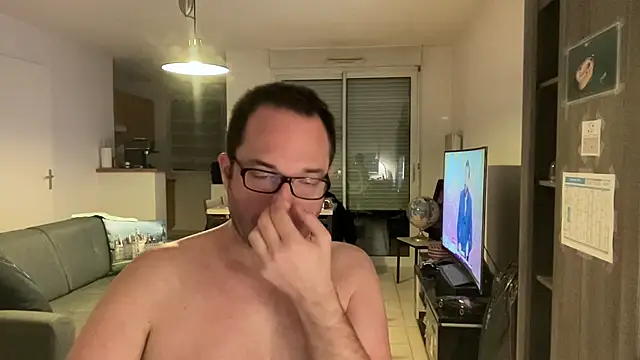 Snapshot of Funnyjul31 chatting on February 3, 2026, 5:51 pm Funnyjul31 online show from February 3, 2026, 5:51 pm