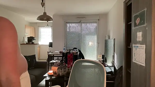 Snapshot of Funnyjul31 chatting on February 17, 2026, 3:20 pm Funnyjul31 online show from February 17, 2026, 3:20 pm