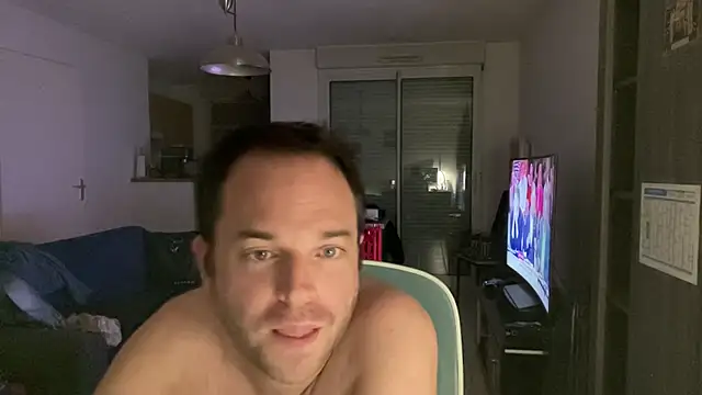 Snapshot of Funnyjul31 chatting on January 9, 2026, 7:54 pm Funnyjul31 online show from January 9, 2026, 7:54 pm