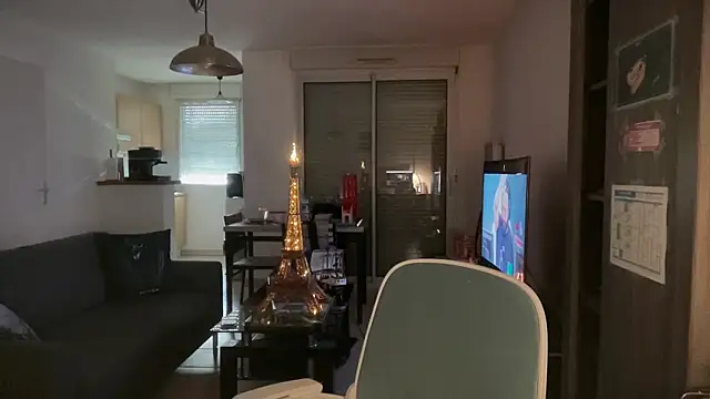 Snapshot of Funnyjul31 chatting on April 9, 2026, 4:46 pm Funnyjul31 online show from April 9, 2026, 4:46 pm