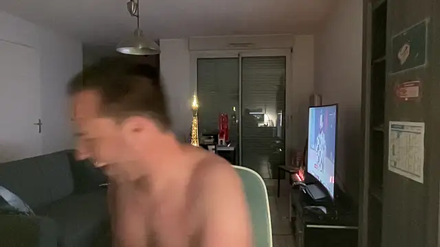 Snapshot of Funnyjul31 chatting on April 6, 2026, 5:36 pm Funnyjul31 online show from April 6, 2026, 5:36 pm