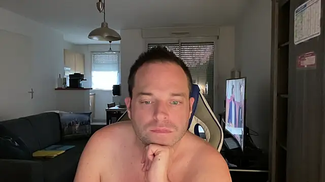 Funnyjul31 online show from March 17, 2025, 6:00 pm