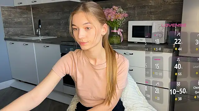 Snapshot of maria_plaudice chatting on March 13, 2025, 2:44 pm maria plaudice online show from March 13, 2025, 2:44 pm