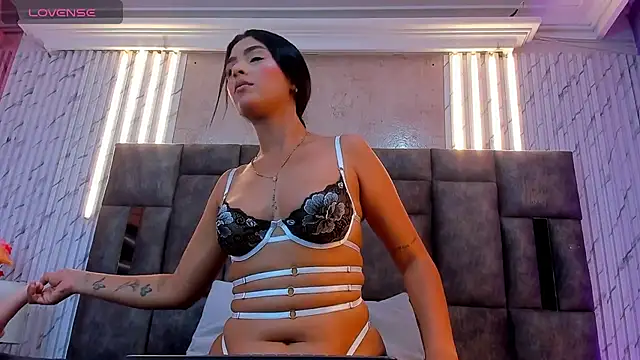 Snapshot of LannaFoxx chatting on March 8, 2025, 4:34 am LannaFoxx online show from March 8, 2025, 4:34 am